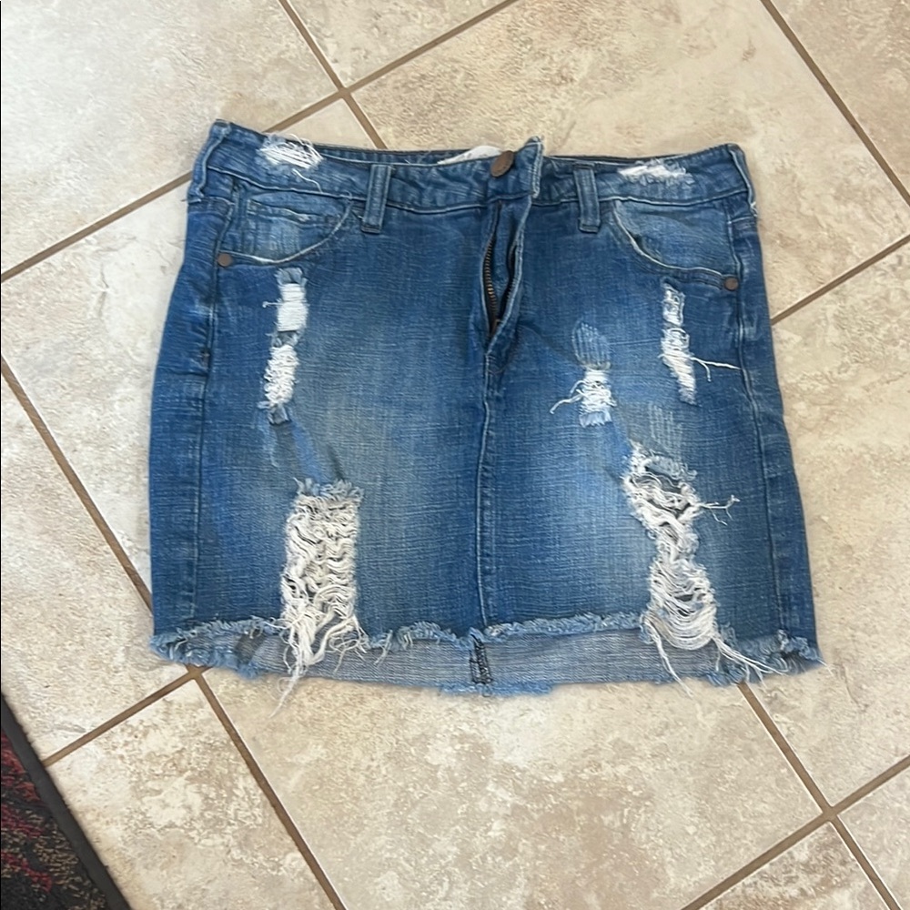 Blue and White Mini Pencil Skirt for Casual Nights